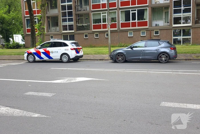 Twee voertuigen fiks beschadigd bij ongeval op kruising
