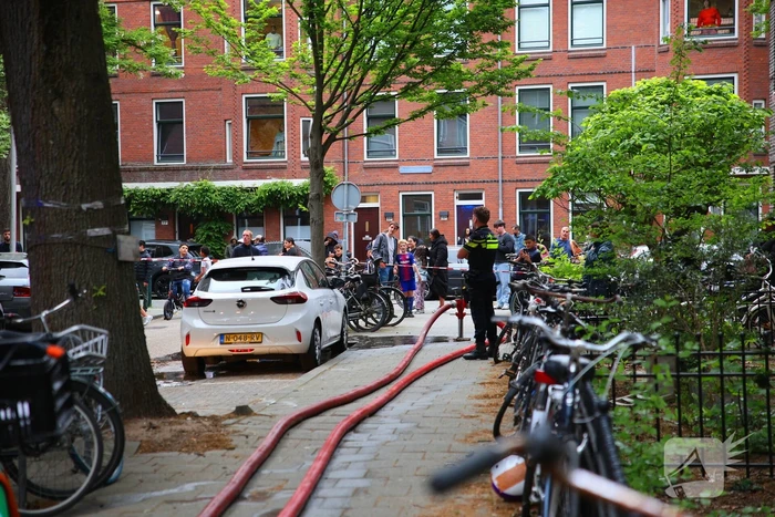 Flinke brand op dakterras, brand in de kiem gesmoord