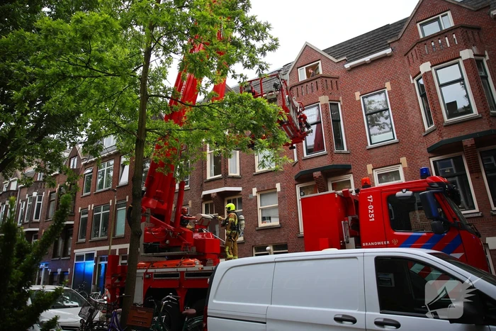 Flinke brand op dakterras, brand in de kiem gesmoord