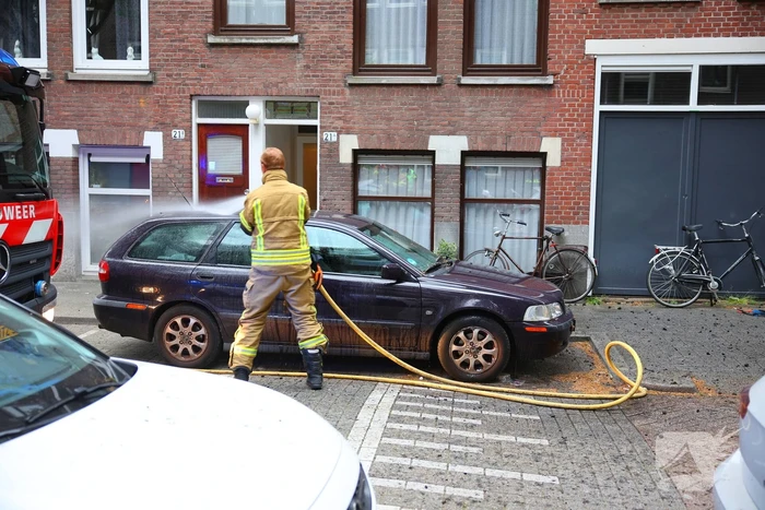 Flinke brand op dakterras, brand in de kiem gesmoord