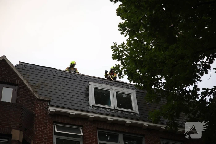 Flinke brand op dakterras, brand in de kiem gesmoord