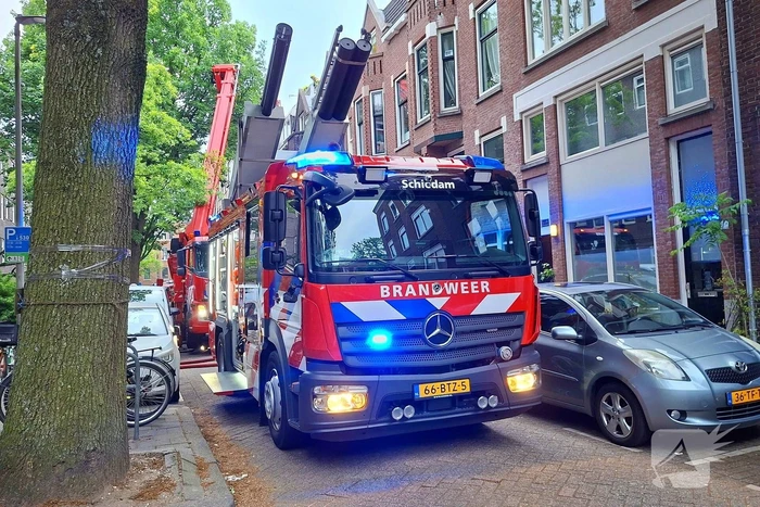 Flinke brand op dakterras, brand in de kiem gesmoord