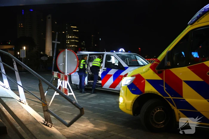 Drijfnatte man aangetroffen na zwemtocht