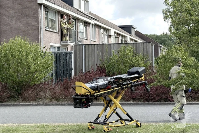 Traumateam assisteert bij medische noodsituatie in woning