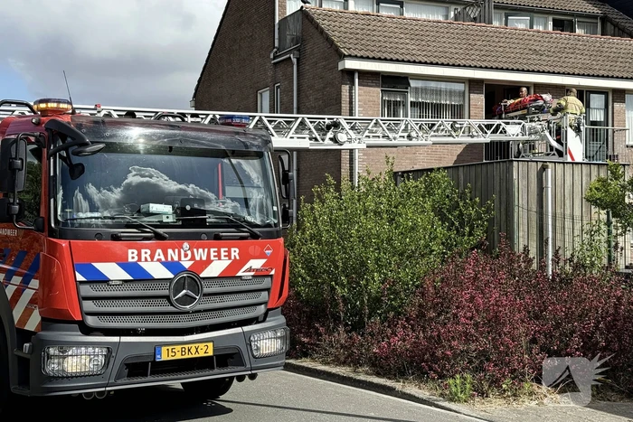 Traumateam assisteert bij medische noodsituatie in woning
