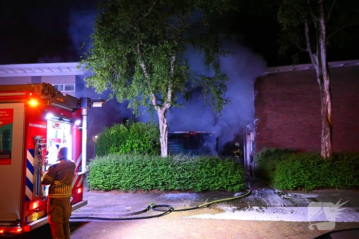 Brand verwoest schuur in de nacht