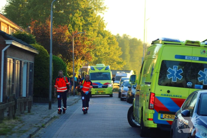 Traumateam assisteert bij medische noodsituatie