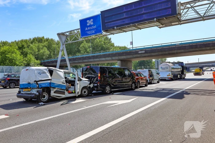 Kettingbotsing leidt tot ziekenhuisopnames en verkeersopstoppingen