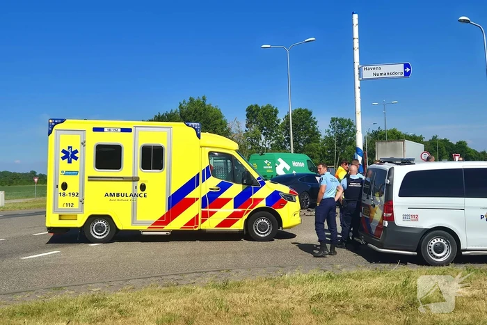 Ongeval met grote schade verstoort verkeer
