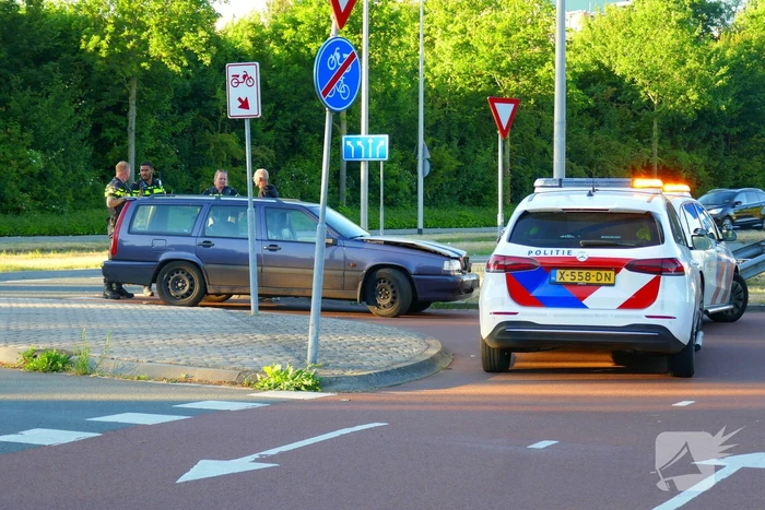 Ongeval tussen twee voertuigen