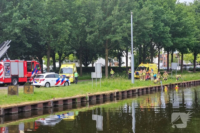 Persoon te water kost leven