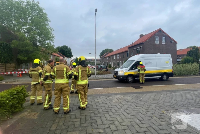 Brandweer voert metingen uit na gaslekkage