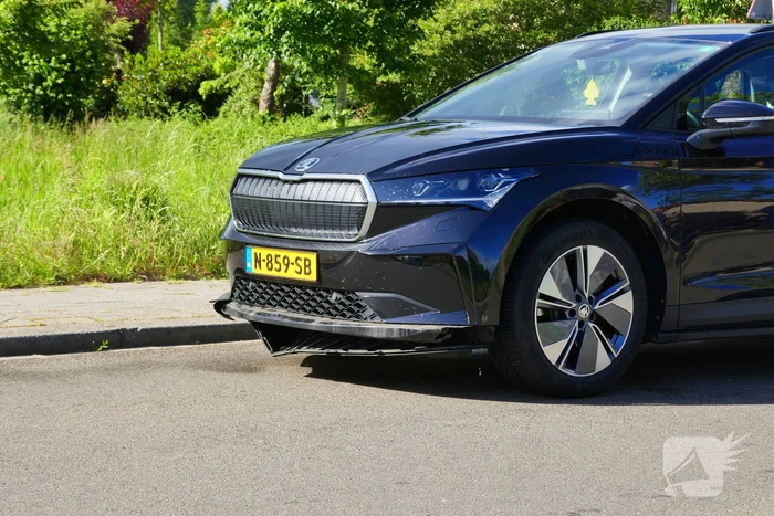 Ongeval tussen auto en scooterrijder