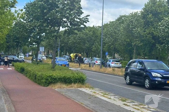 Botsing tussen bestelbus en personenwagen
