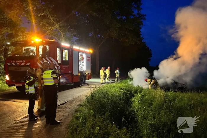 Brandweer ingezet voor autobrand