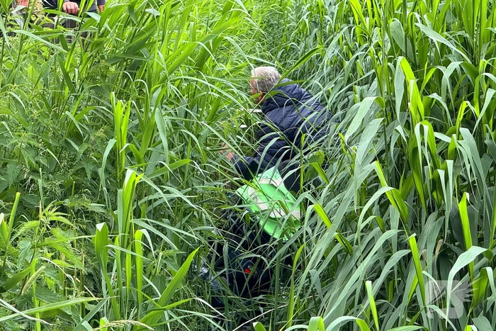 Scootmobiel belandt in sloot, bestuurder gewond