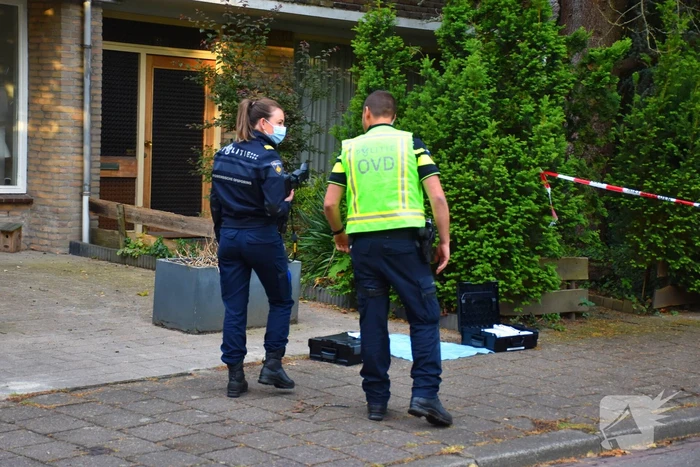 Vuurwerkaanval veroorzaakt schade aan woning