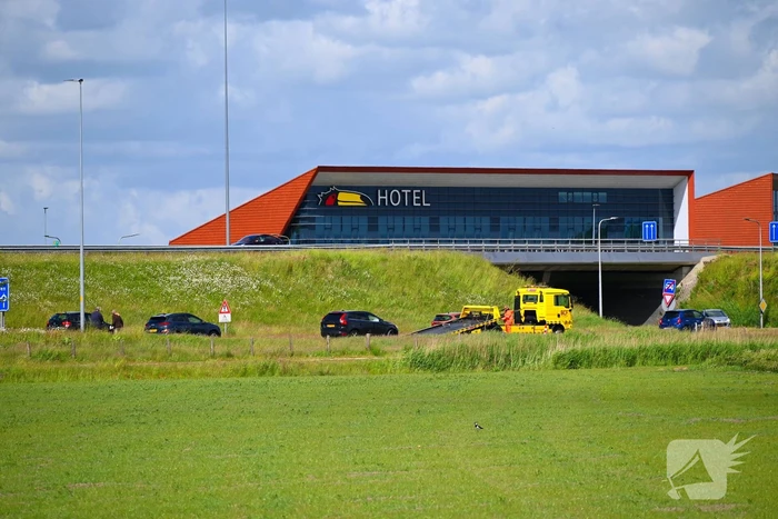 Twee voertuigen afgesleept na kopstaart botsing
