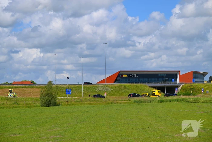 Twee voertuigen afgesleept na kopstaart botsing