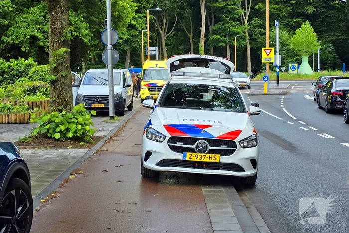 Fietser en bestelbus betrokken bij ongeval