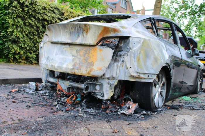 Autobrand vernietigt Tesla
