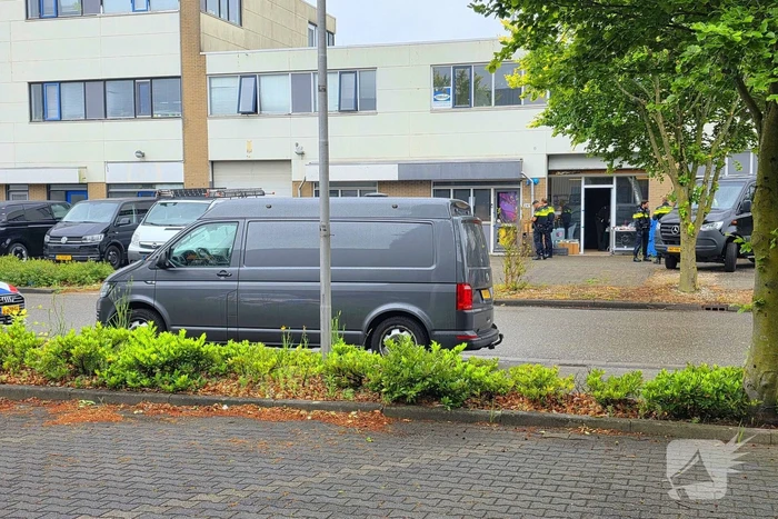 Aanhouding na vondst grondstoffen voor drugs