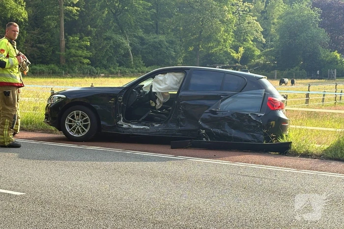 Flinke schades na aanrijding tussen auto's