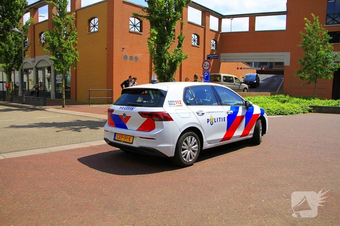 Bestuurder rijdt scootmobiel aan, merkt niks en rijdt door