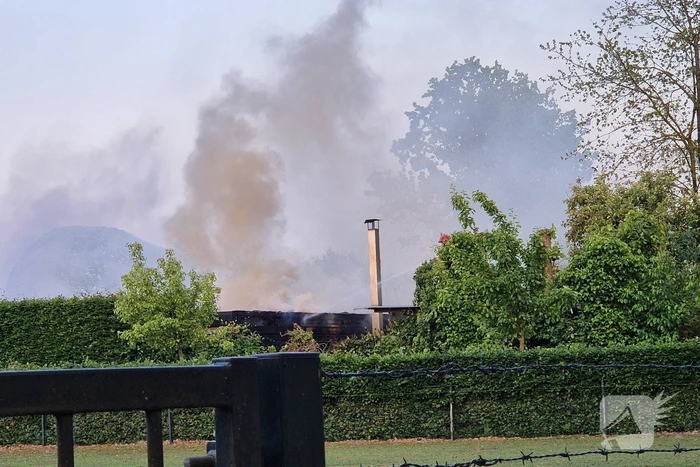 Snel ontwikkelende brand veroorzaakt schade