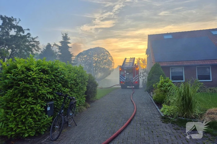 Snel ontwikkelende brand veroorzaakt schade