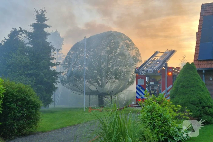 Snel ontwikkelende brand veroorzaakt schade
