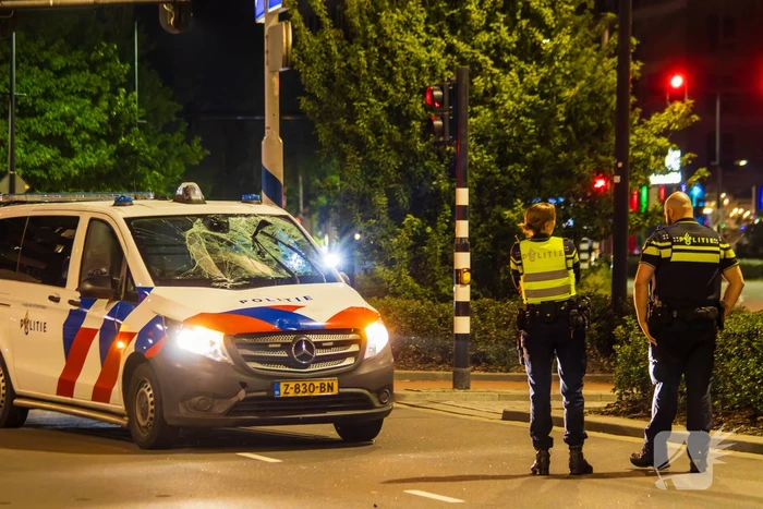 Politie schept fietser tijdens spoedrit