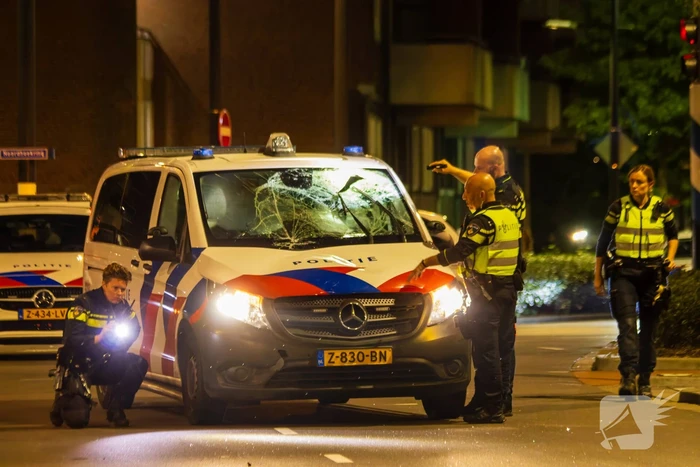 Politie schept fietser tijdens spoedrit