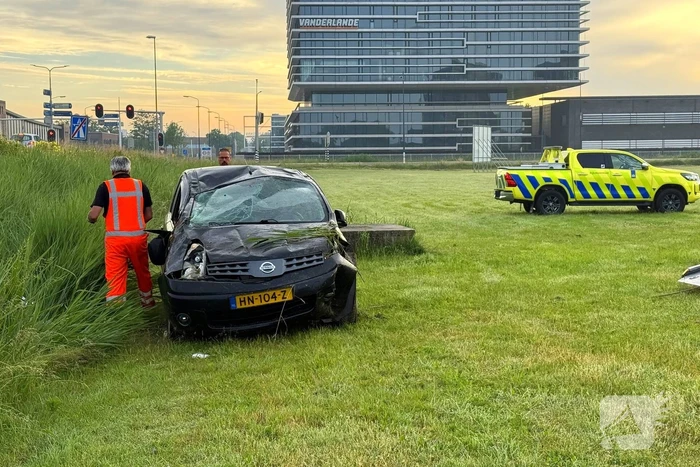 Dronken bestuurder eindigt in sloot na ongeval