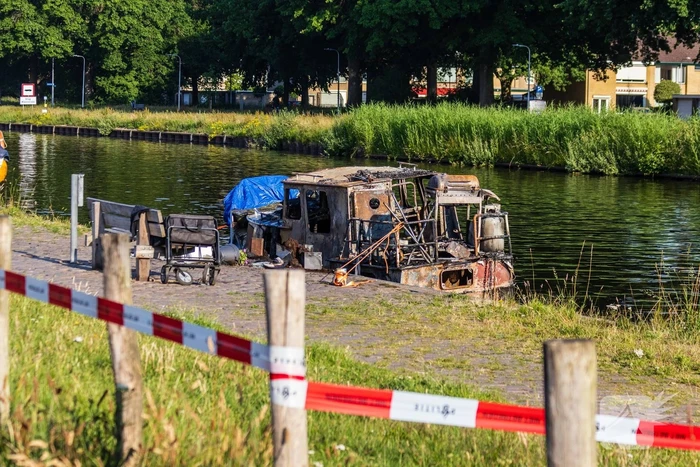 Dode bij brand op woonboot