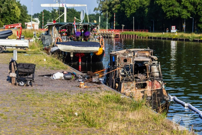 Dode bij brand op woonboot