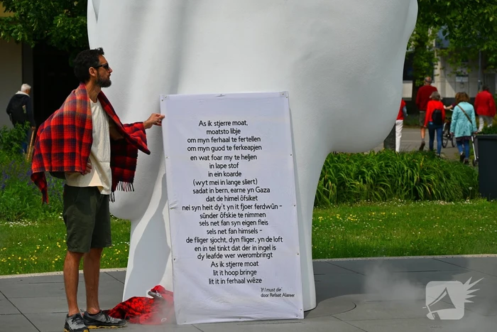 Veel deelnemers aan demonstratie en tegen demonstratie
