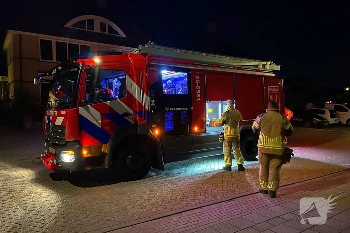 Brandweer blust twee branden