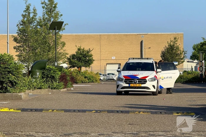 Camouflagekleding en wapen zorgen voor onrust