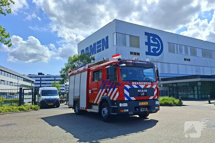 Stoom voor rook aangezien op schip