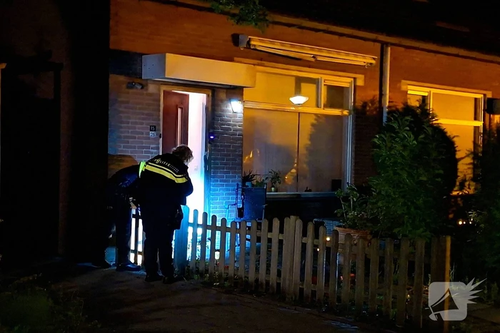 Politie onderzoekt explosie nabij woning