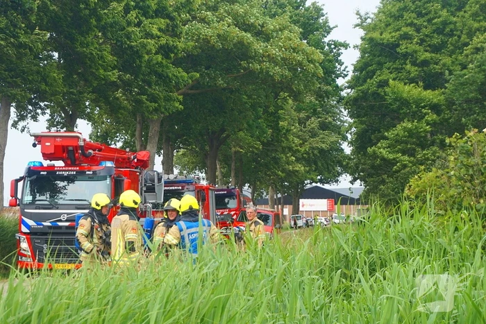 Paarden gered bij uitslaande brand