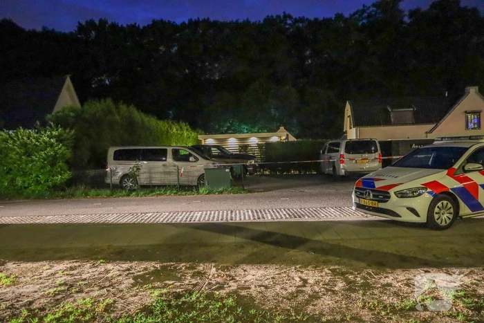 Explosie bij woning leidt tot politie-inzet