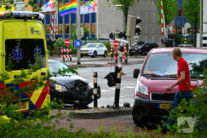 Ongeluk bij kruising met verkeerslicht