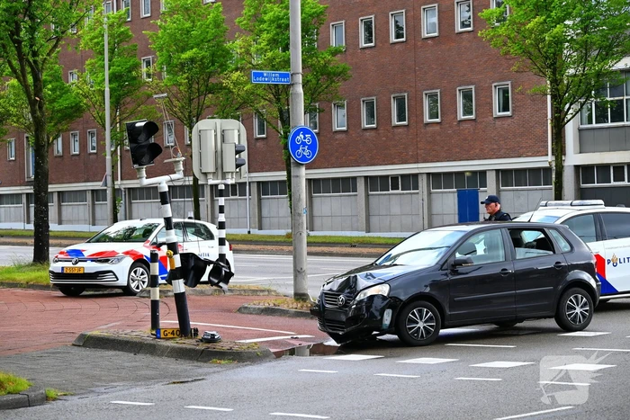 Ongeluk bij kruising met verkeerslicht