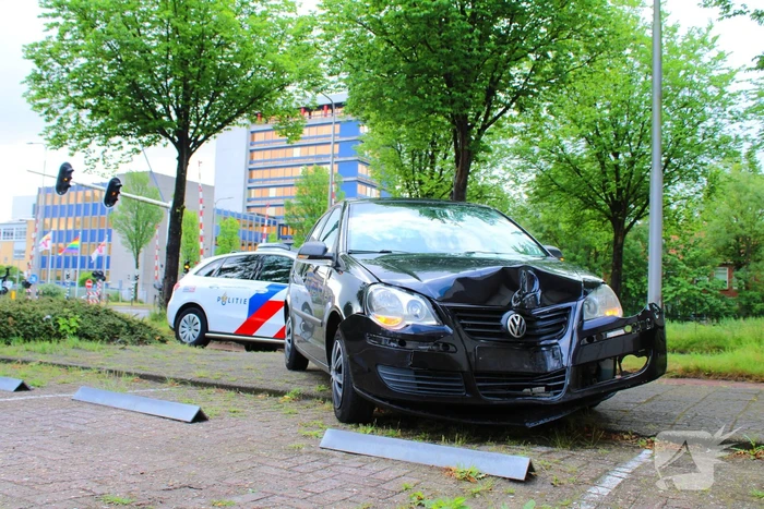 Ongeluk bij kruising met verkeerslicht