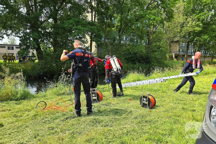 Hulpdiensten speuren naar mogelijke drenkeling