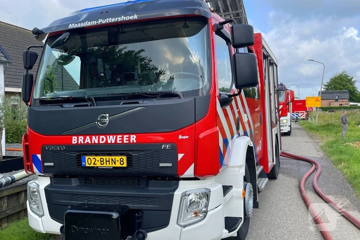 Rookoverlast door brand in bijgebouw