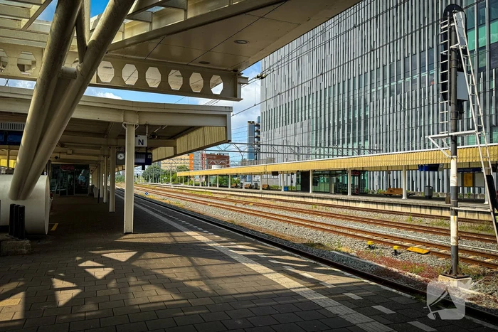 Landelijke NS staking zorgt voor gestrande reizigers en toeristen