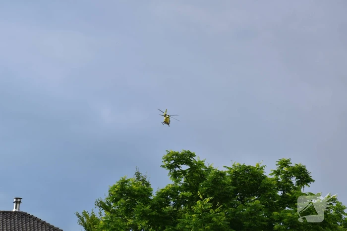 Traumahelikopter landt na val